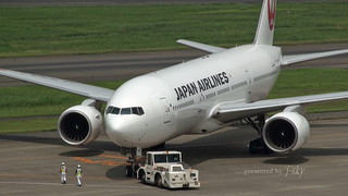 JAL-B777-20110703.jpg