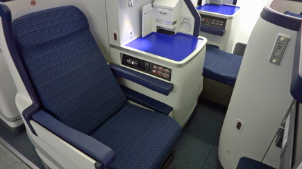 787-seat-BL1.jpg